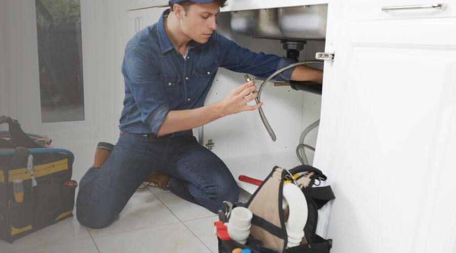 Local expert plumbing services in Fontanet, IN